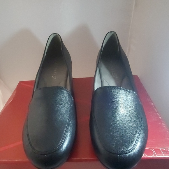 aerosoles black shoes